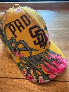 MBLife San Diego Padres Yellow Floral Baseball Cap
